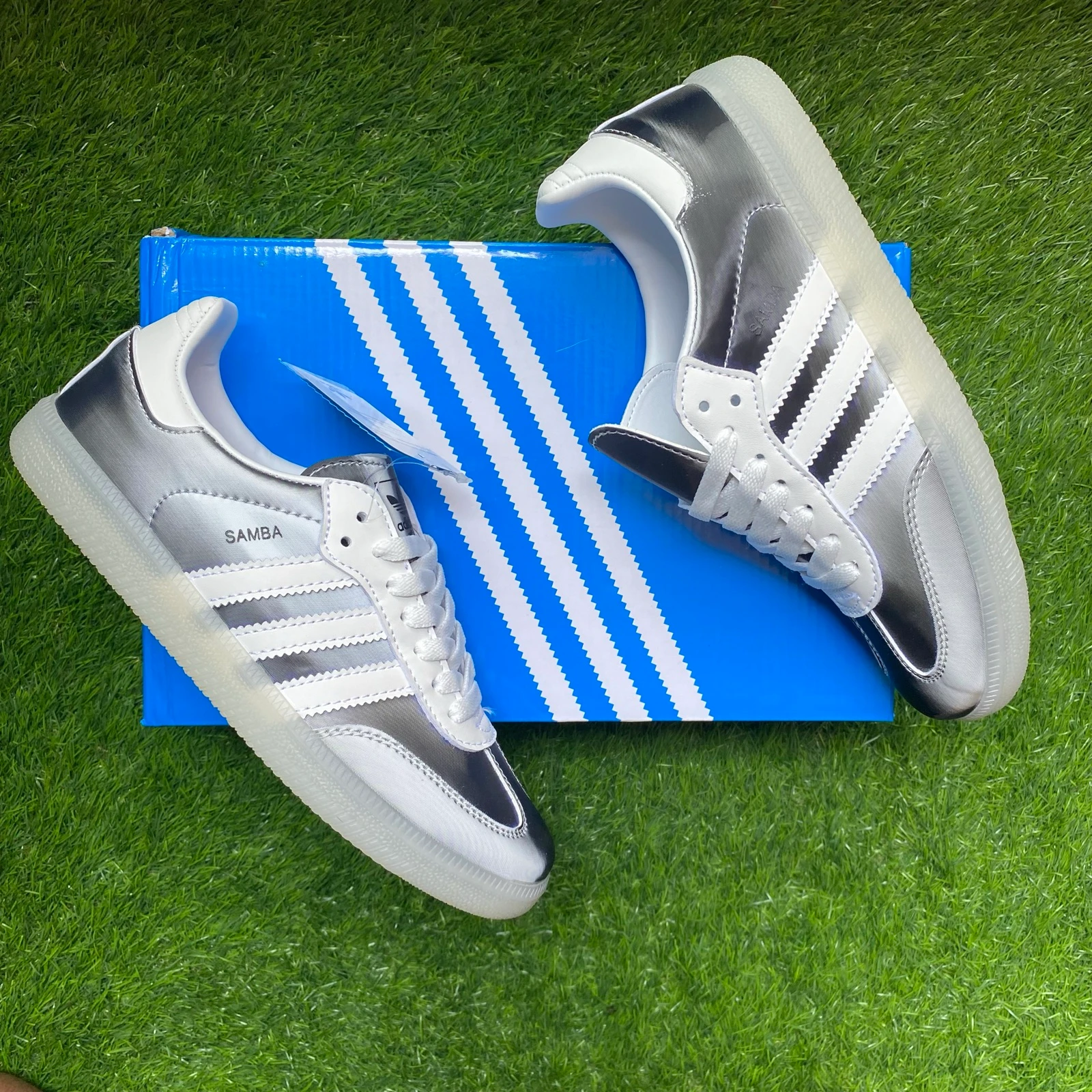 Adidas Samba Reflective Plateadas | Talla 39 | Cambian de Color | Nuevas | Con Caja